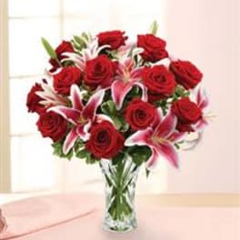 Lenox Crystal Vase With Rose & Lily Bouquet