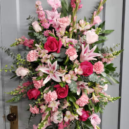 Pink Tribute Spray