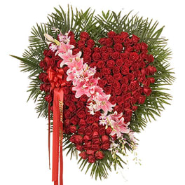 roses and lilies heart - by Lovely Blooms Decorations