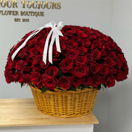 Grand Basket of Roses