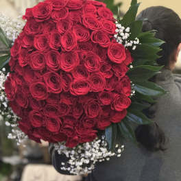 100 Roses Bouquet