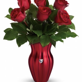 Teleflora's Heart of a Rose Bouquet