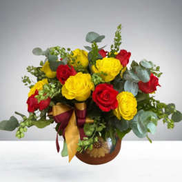 Ollita Flower Arrangement by D'Lily's Flowers