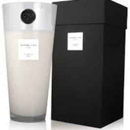 Voyage et Cie Figue Et Cassis Candle 100 oz.