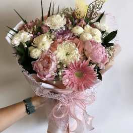 Pink and white mixed bouquet with a large pink gerbera daisy