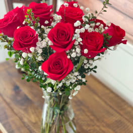 One dozen Red Roses
