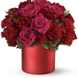 Teleflora's Say it in Scarlet Bouquet