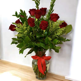 Dozen Red Rose Bouquet 0027