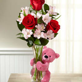 Hug Me Tender Valentine's Day Bouquet - VASE & BEAR INCLUDED