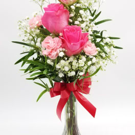 "Pinky Pie" Bud Vase Arrangement