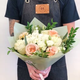 Small Bouquet Peach and White