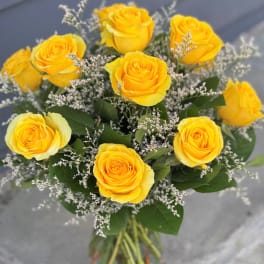 Premium Dozen Yellow Roses