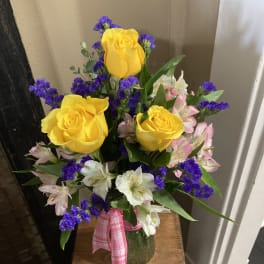 Happy Smiles 3 Rose Bouquet