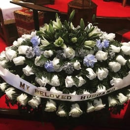 4 J , Full casket spray