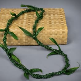 TE LEAF LEI