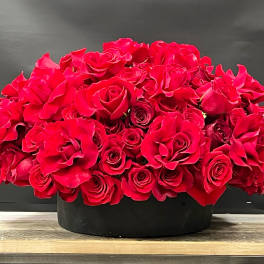 Luxury Red Rose Arrangement