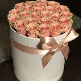 25 rose tall box