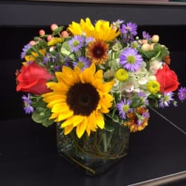 Elegant Cube Bouquet