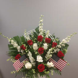 Patriot Basket Spray