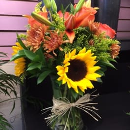 Elegant Autumn Themed Bouquet