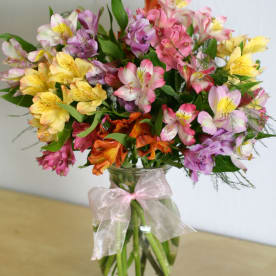 Peruvian Lily Bouquet Mixed By Buds Bytes