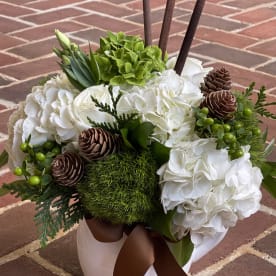 Send Flowers: Newark, DE Flower Delivery