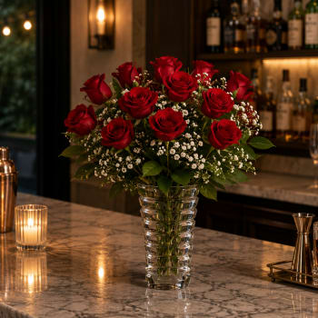 R12 One Dozen (12) Red Roses in a Vase