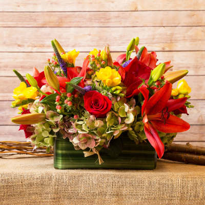 OVAL CENTERPIECE