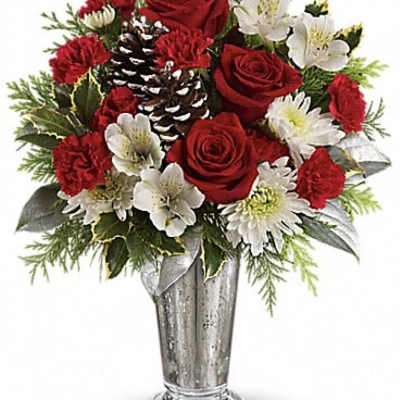 Teleflora's Timeless Cheer Bouquet