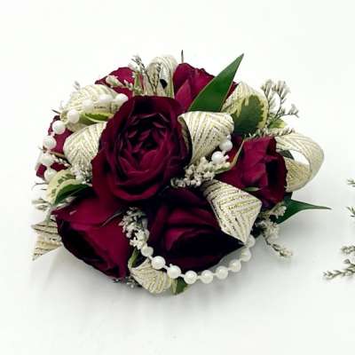 Classy & Pearls Wristlet