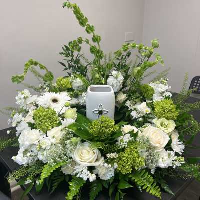 Wreath to surround an urn.