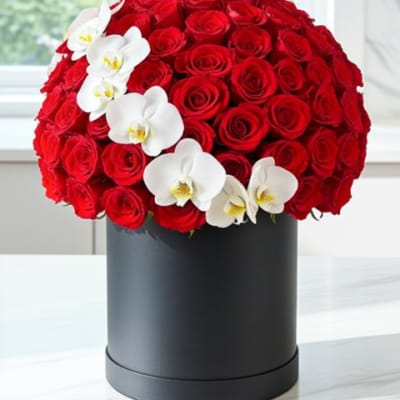 Fresh Red Roses Box
