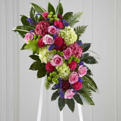 The FTD Refreshing Mix Standing Spray