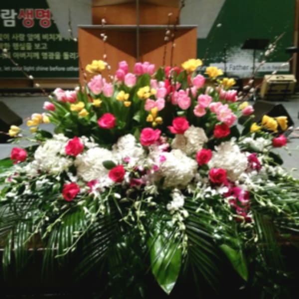 PODIUM ARRANGEMENT 97 [TTPOD97]