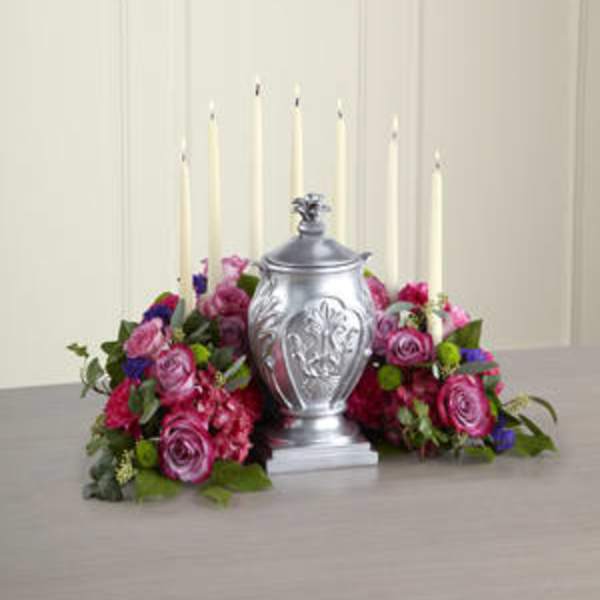 The FTD Peaceful Thoughts Arrangement