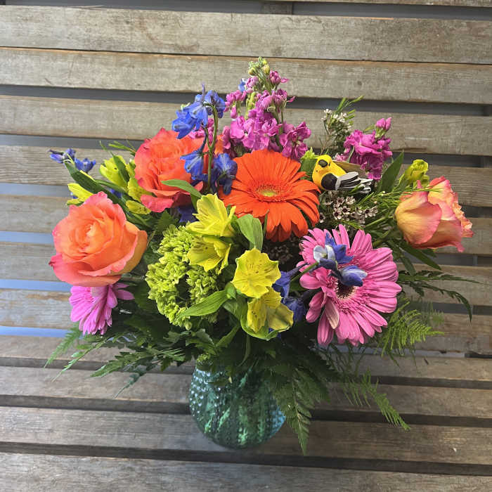 Bright Designer's choice in ASST COLORED glass vase ( VASE STYLE DIFFERS)