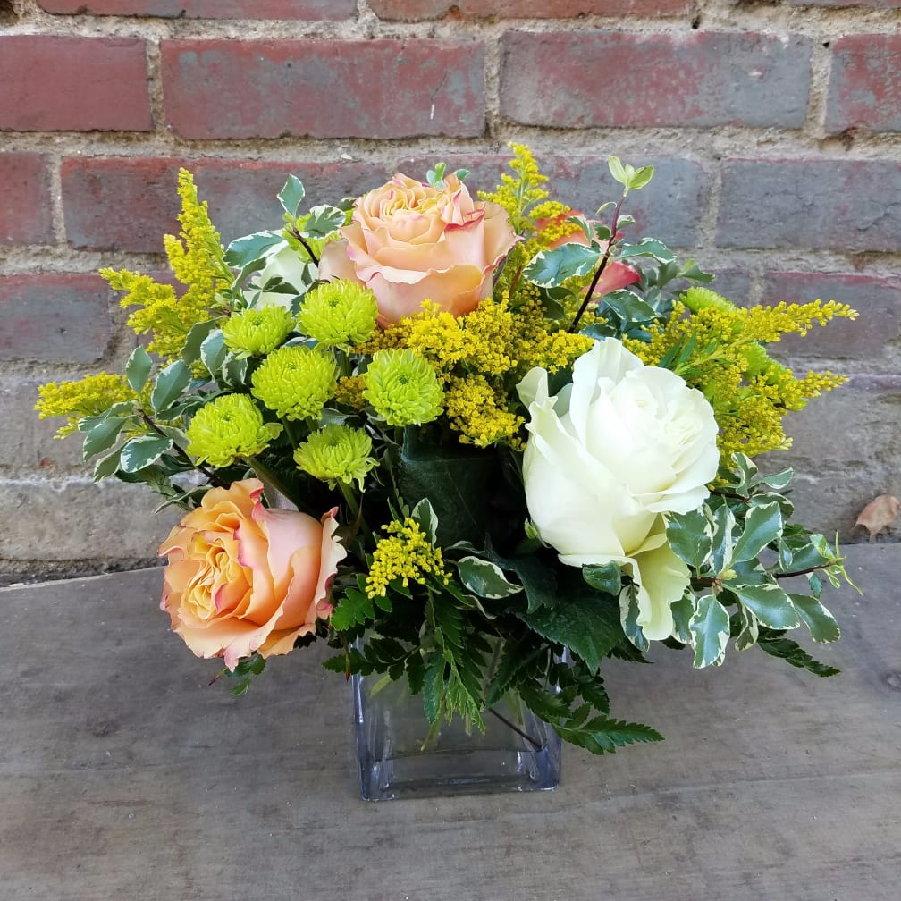 Clovis Florist Flower Delivery by Clovis Floral & Cafe