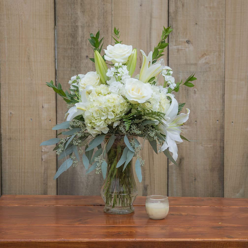 La Plata Florist Flower Delivery by Gateway Florist