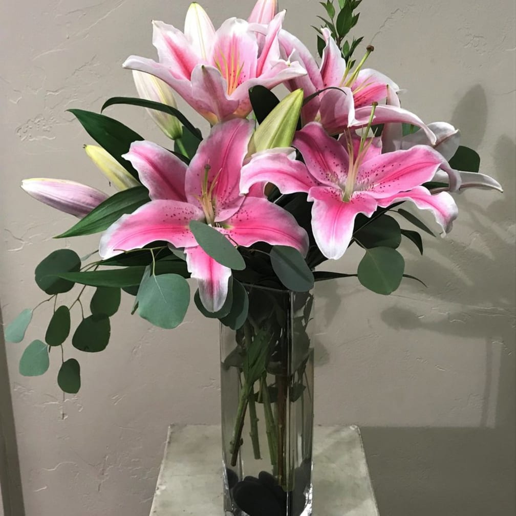 Clovis Florist Flower Delivery by Clovis Floral & Cafe