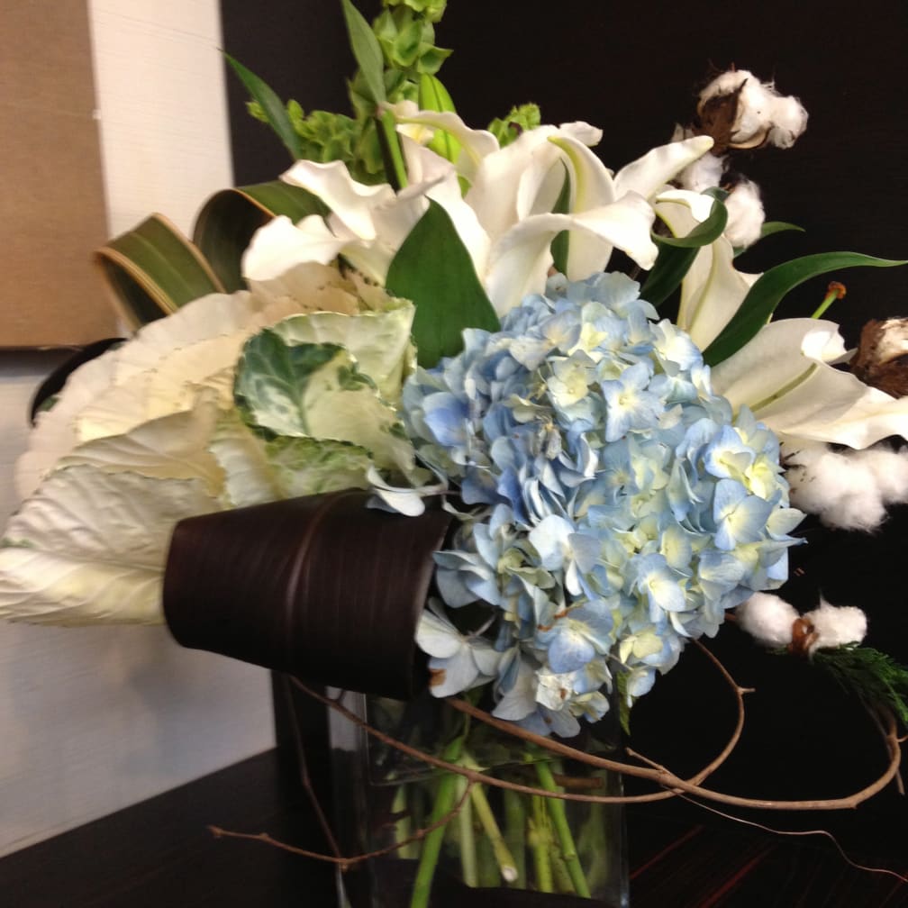 Huntington Beach Florist | Flower Delivery by Devynn's Garden