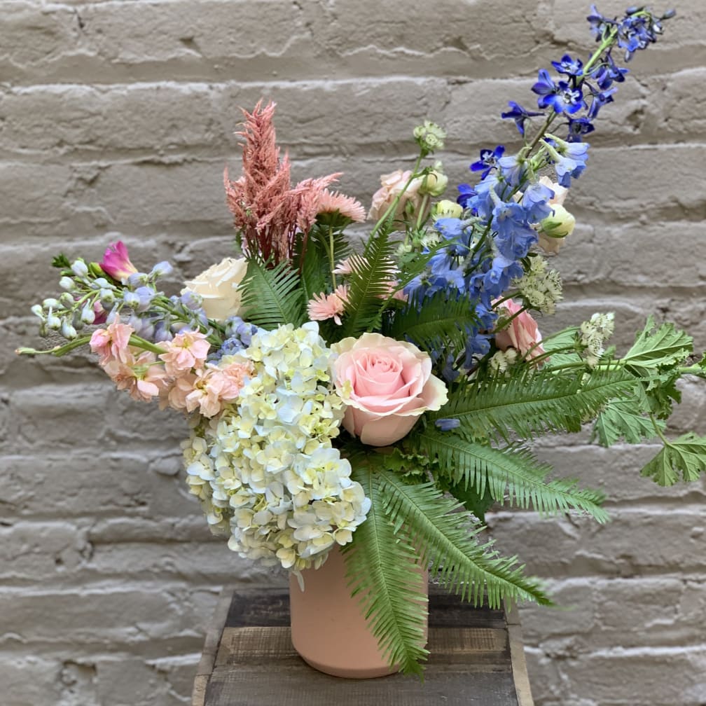Charlottesville Florist Flower Delivery by Hedge Fine Blooms