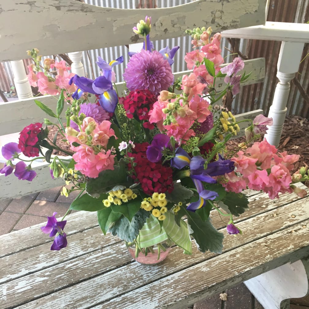 Flandreau Florist Flower Delivery by Flandreau Flower Shoppe