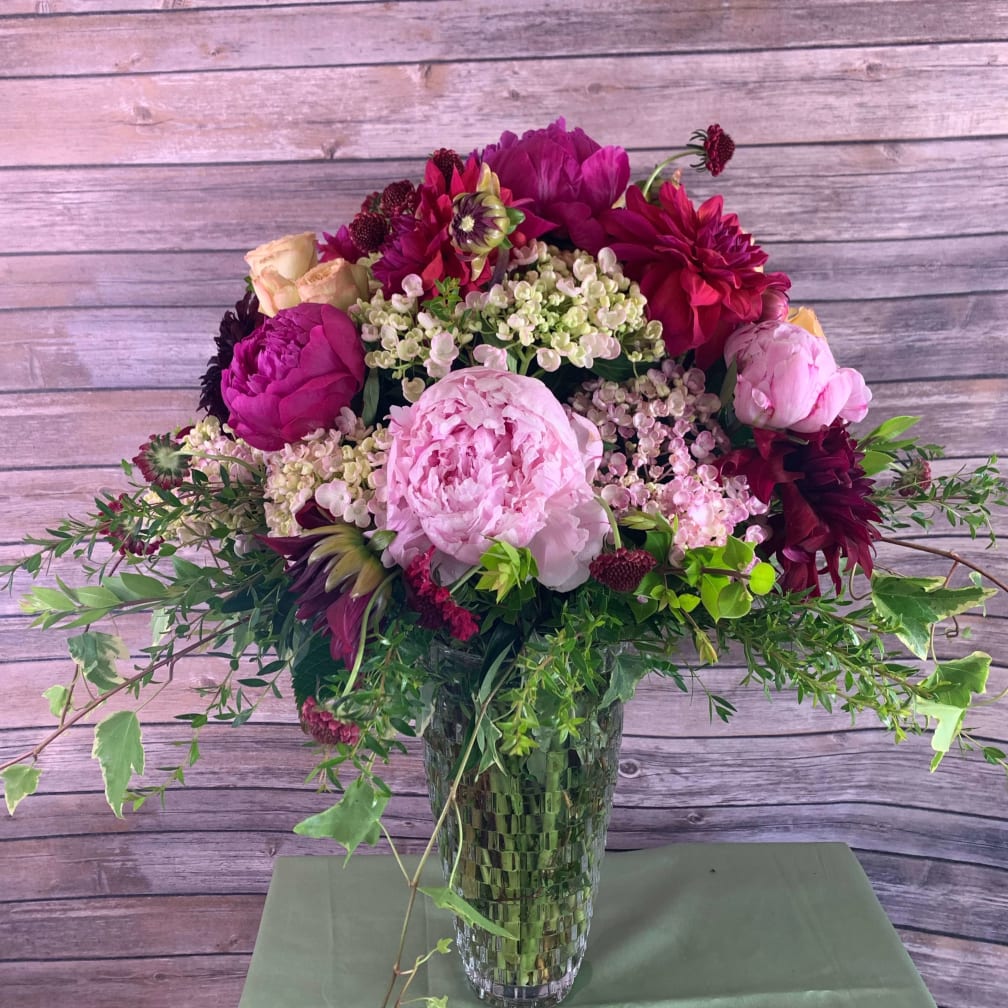 Watsonville Florist Flower Delivery by D'Lily's