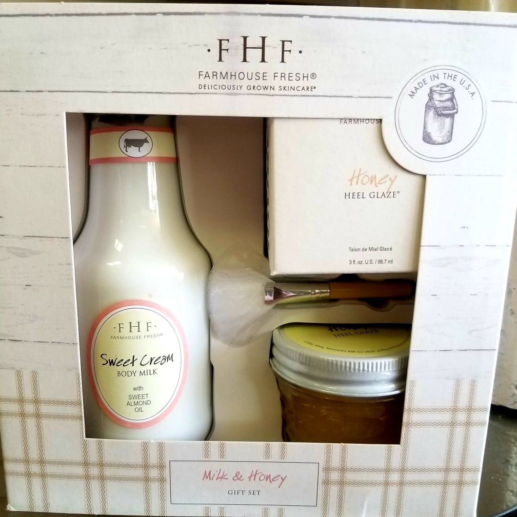 West Bloomfield Florist Flower Delivery by Happiness is... Flowers