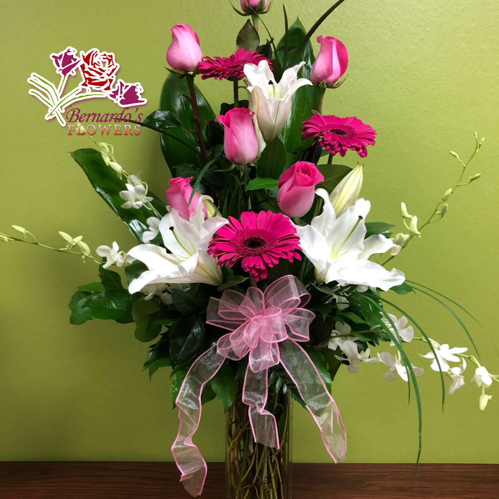 Oxnard Florist Flower Delivery by Bernardo's Flowers