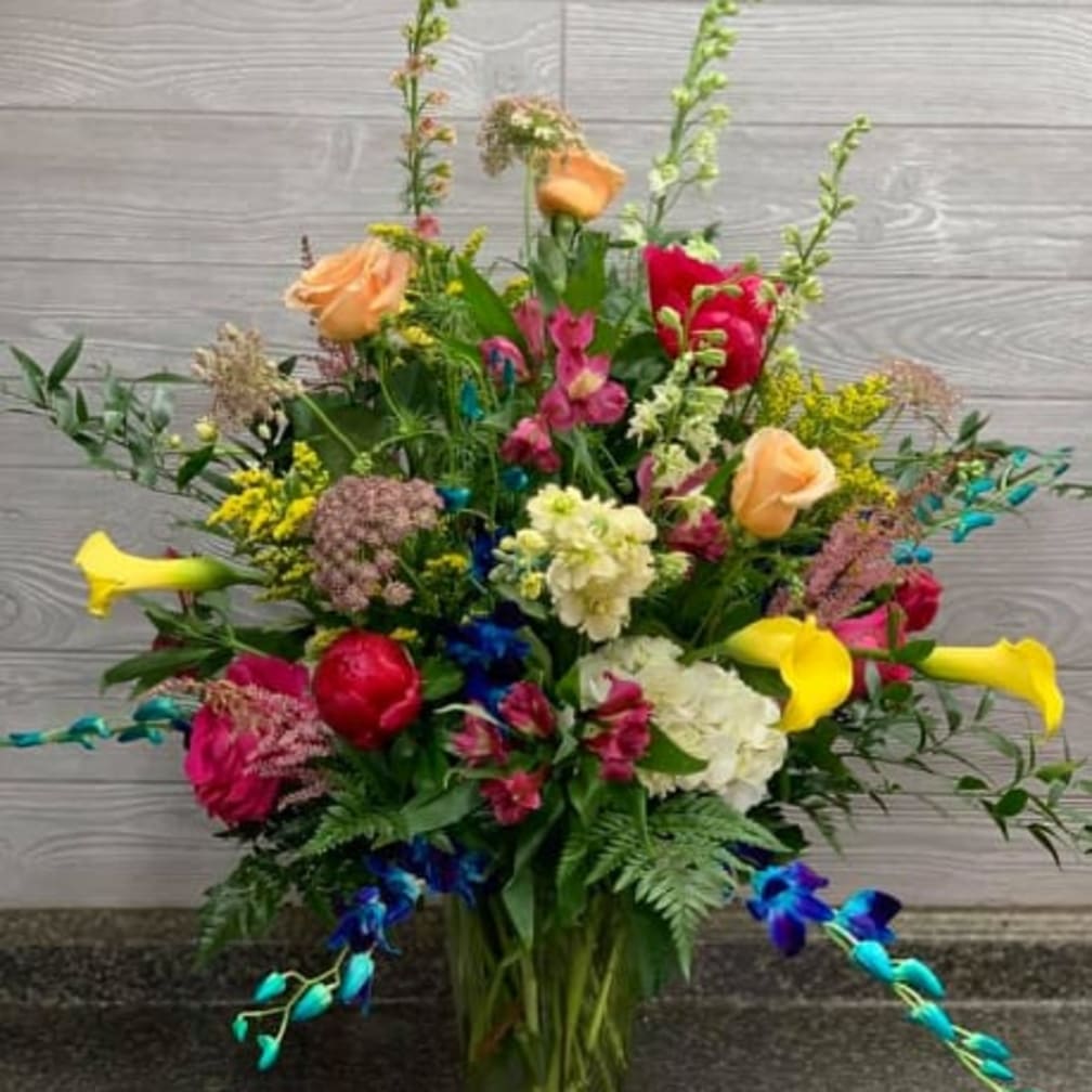 Leicester Florist Flower Delivery by Stargazers Designs