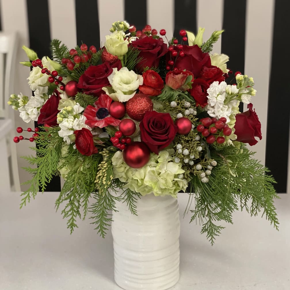 Santa Clarita Florist | Flower Delivery by Celebrate ...