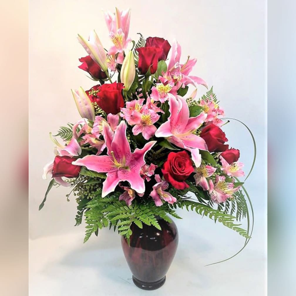 Elk Grove Florist Flower Delivery by Laguna Flowers