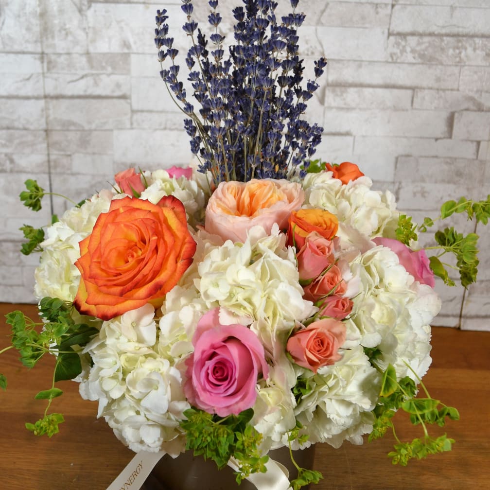 Costa Mesa Florist | Flower Delivery by Flower-Synergy
