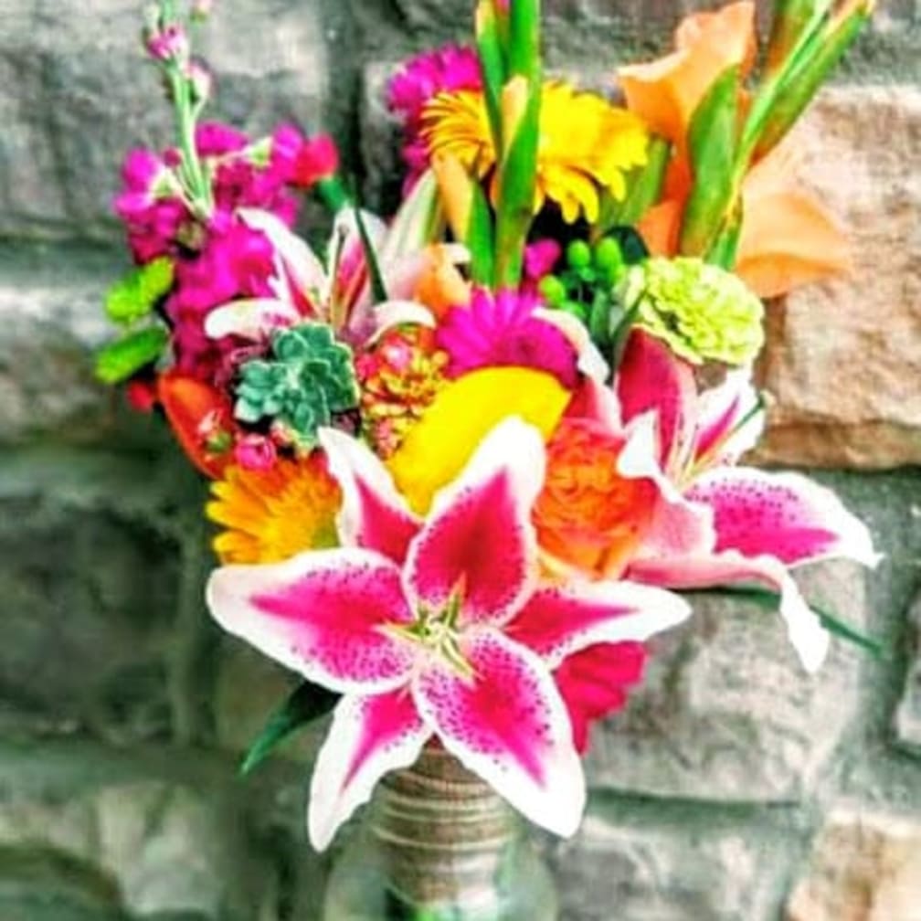 Fredericksburg Florist Flower Delivery by Eufloria Florist